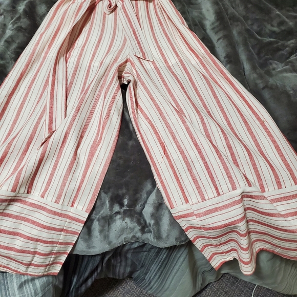 The perfect linen jumpsuit - Picture 4 of 5